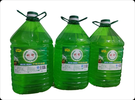 油桶洗洁精六大核心优势,专攻重油污的清洁利器-航冠