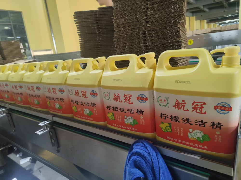 航冠洗洁精重磅发布智能控量新品：20年技术积淀，引领清洁行业“精准洁净”新革命